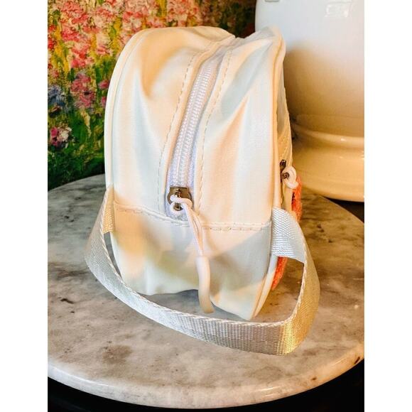 SOLD - Picture 3 of 4